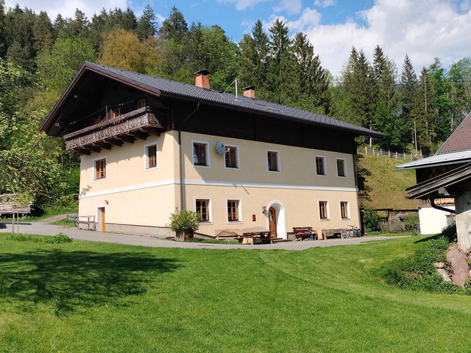 오버드라우부르크 Koestlhof, Familie Hassler B&B 외부 사진